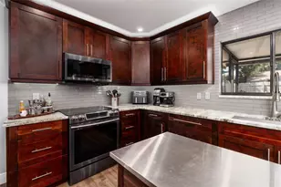 23208 Sierra Rd, Land O Lakes, FL 34639 - Photo 17