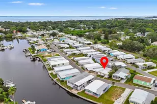 70 Schooner Dr, Palm Harbor, FL 34683 - Photo 17