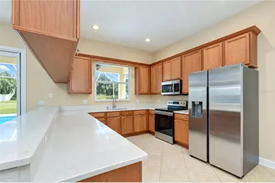 5104 Whispering Leaf Trail, Valrico, FL 33596 - Photo 15