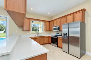 5104 Whispering Leaf Trail, Valrico, FL 33596 - Photo 15