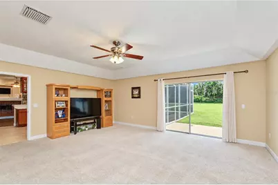 5104 Whispering Leaf Trail, Valrico, FL 33596 - Photo 19