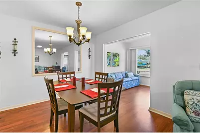 2346 Gainesborough Loop #211, Sun City Center, FL 33573 - Photo 5