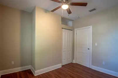 3810 N Darwin Avenue, Tampa, FL 33603 - Photo 11