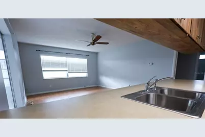 11228 91st Avenue, Seminole, FL 33772 - Photo 5