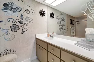 500 Treasure Island Causeway, Treasure Island, FL 33706 - Photo 25