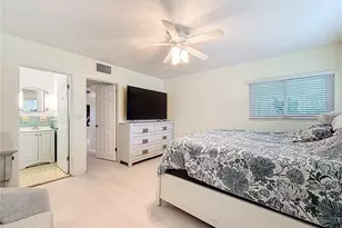 6170 7th Ave N, Saint Petersburg, FL 33710 - Photo 15