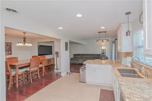 11129 130th Ave, Largo, FL 33778 - Photo 7