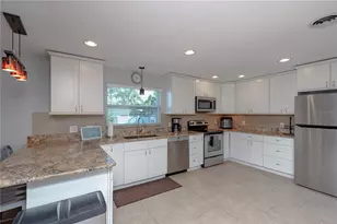 11129 130th Ave, Largo, FL 33778 - Photo 5
