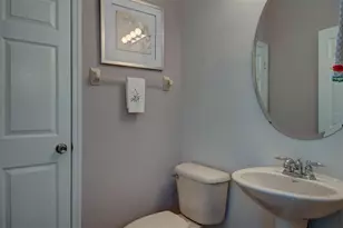 1146 Venetian Harbor Dr NE, Saint Petersburg, FL 33702 - Photo 27