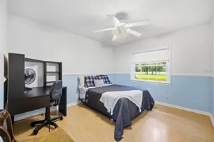 17501 Lakeshore Rd, Lutz, FL 33558 - Photo 27