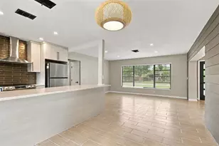 2003 75th Way N, Saint Petersburg, FL 33710 - Photo 51