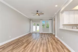 828 Lumsden Reserve Dr, Brandon, FL 33511 - Photo 7