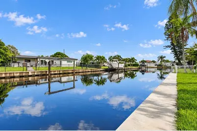 223 94th Avenue NE, Saint Petersburg, FL 33702 - Photo 17