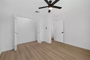 223 94th Ave NE, Saint Petersburg, FL 33702 - Photo 25