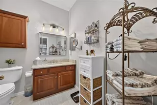 1229 Huntington Greens Dr, Sun City Center, FL 33573 - Photo 19