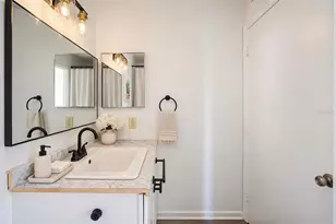 9481 Highland Oak Dr, Tampa, FL 33647 - Photo 11