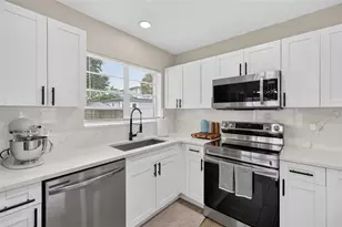 2913 W Elrod Ave, Tampa, FL 33611 - Photo 11