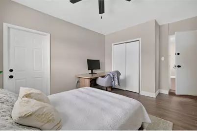 2913 W Elrod Avenue, Tampa, FL 33611 - Photo 17