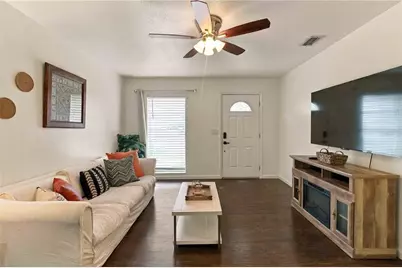 6339 S Lansdale Circle, Tampa, FL 33616 - Photo 5