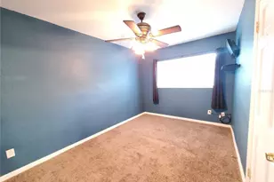 10931 N Edison Ave, Tampa, FL 33612 - Photo 15