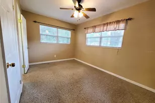 10931 N Edison Ave, Tampa, FL 33612 - Photo 13