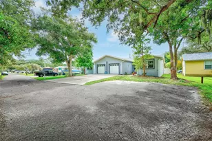 14334 Channel Dr, Largo, FL 33774 - Photo 25