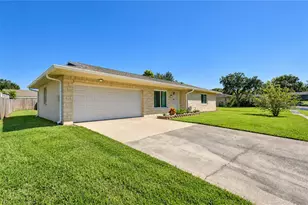 4901 Reagan Ave, Seffner, FL 33584 - Photo 5