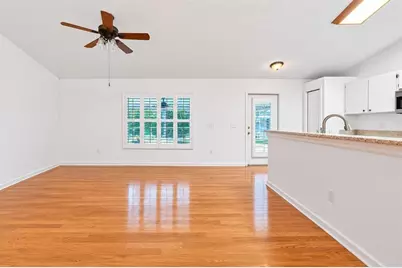 14701 Redcliff Drive, Tampa, FL 33625 - Photo 9