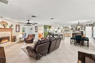 9606 62nd Ave N, Saint Petersburg, FL 33708 - Photo 7