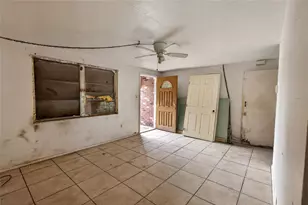6701 Pomander Ave, New Port Richey, FL 34653 - Photo 3