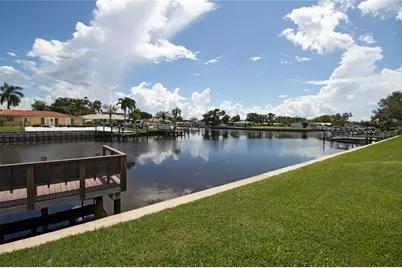 1640 Cape Hope Avenue NE #2, Saint Petersburg, FL 33702 - Photo 31