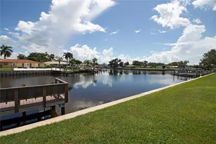 1640 Cape Hope Ave NE, Saint Petersburg, FL 33702 - Photo 31