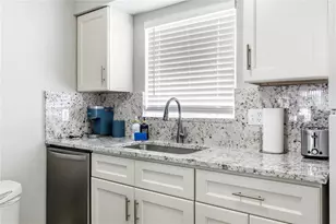 2744 Hidden Lake Blvd, Sarasota, FL 34237 - Photo 11