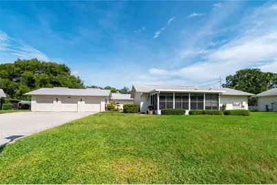 3114 37th Lane S #B, Saint Petersburg, FL 33711 - Photo 3