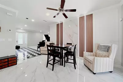 608 4th Street SW, Largo, FL 33770 - Photo 13