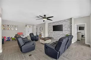 12419 Riverglen Dr, Riverview, FL 33569 - Photo 9