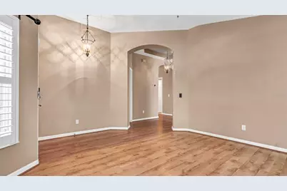 9918 Hartwell Bridge Circle, Tampa, FL 33626 - Photo 5