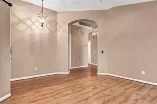 9918 Hartwell Bridge Cir, Tampa, FL 33626 - Photo 5
