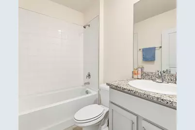 36013 Ellsworth Place, Zephyrhills, FL 33541 - Photo 13