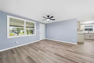 11982 106th St, Largo, FL 33773 - Photo 9