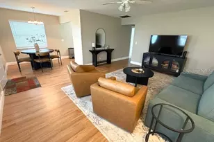 2202 Clubhouse Dr, Sun City Center, FL 33573 - Photo 7