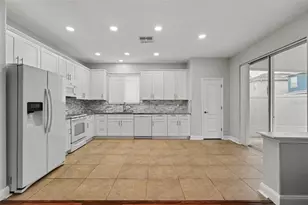 17511 Glenapp Dr, Land O Lakes, FL 34638 - Photo 7