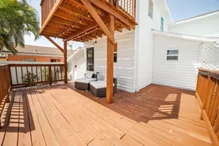 13148 3rd St E, Madeira Beach, FL 33708 - Photo 21