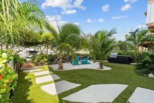 12016 Lagoon Ln, Treasure Island, FL 33706 - Photo 7
