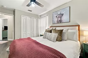 8335 Canterbury Lake Blvd, Tampa, FL 33619 - Photo 25