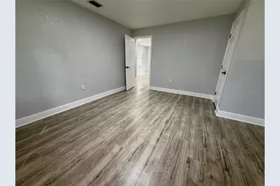301 80th Avenue NE, Saint Petersburg, FL 33702 - Photo 27