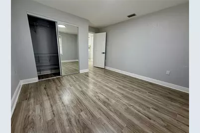 301 80th Avenue NE, Saint Petersburg, FL 33702 - Photo 29