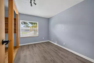 3201 11th Ave N, Saint Petersburg, FL 33713 - Photo 15