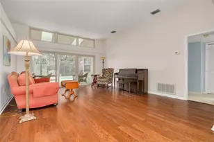 2715 Country Woods Ln, Palm Harbor, FL 34683 - Photo 5