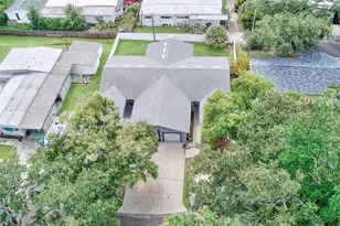 14330 Channel Dr, Largo, FL 33774 - Photo 27